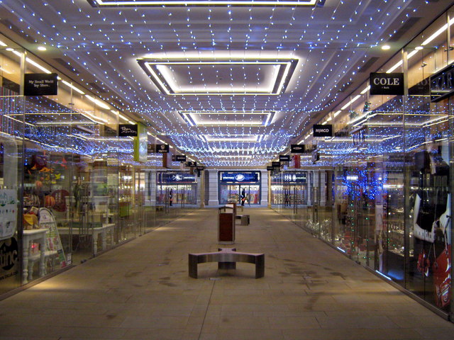 Bath - Bathgate Shopping Centre Ready for Christmas - geograph.org.uk - 2709130.jpg