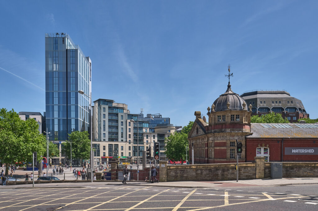 Bristol City Centre - geograph.org.uk - 7185051.jpg