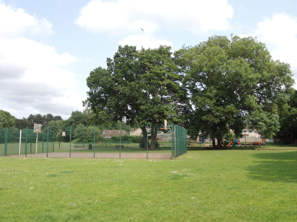 Bromley Heath facilities - geograph.org.uk - 8085240.jpg