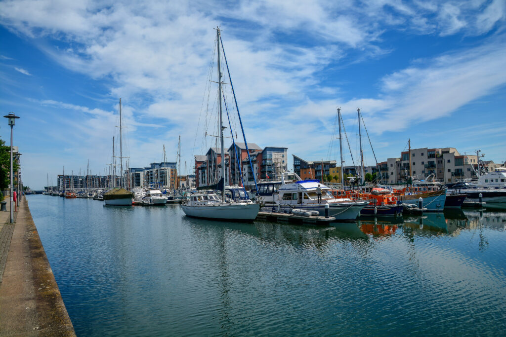 Portishead , Portishead Quays Marina - geograph.org.uk - 6497027.jpg